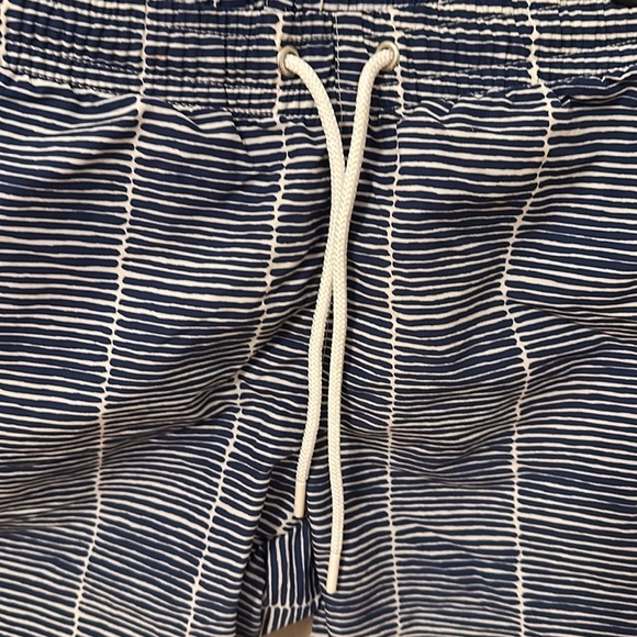 Lacoste men’s striped blue/white swim trunks size small - Picture 7 of 10